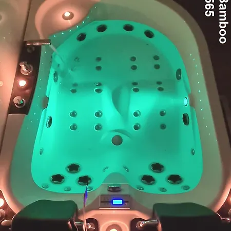 Jacuzzi Bamboo *